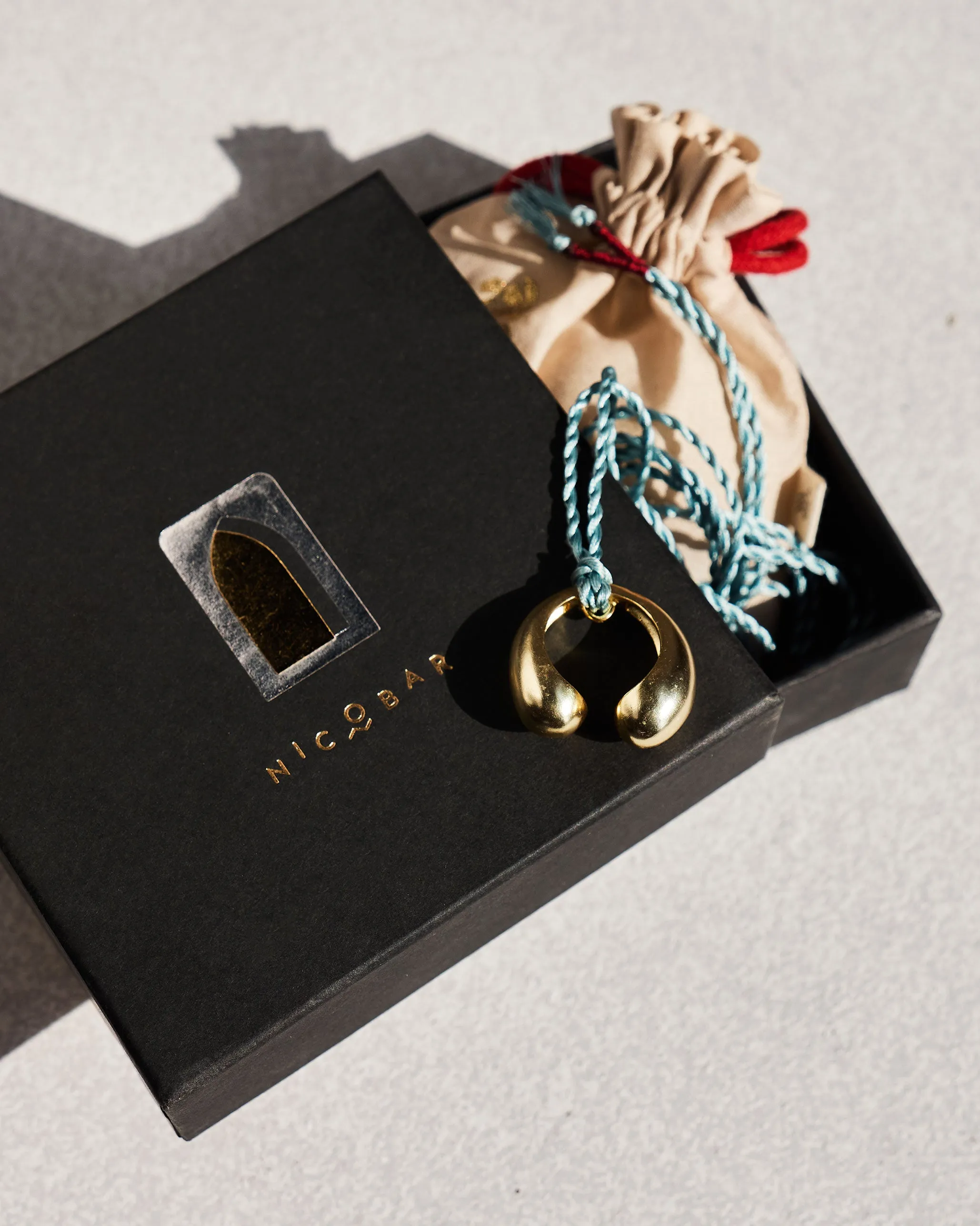 Arch Pendant necklace - Brass & Aqua