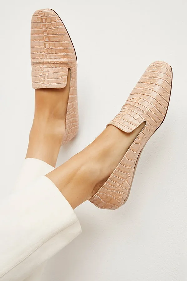 Grace Loafer - Embossed Croc :: Sand